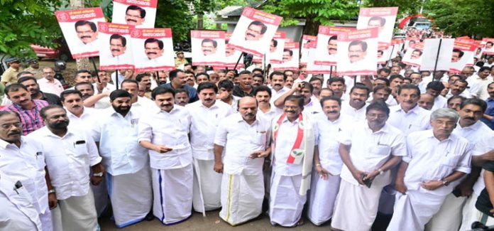 തോമസ് ചാഴികാടന് എല്ലാ വിഷയങ്ങളിലും ഫുൾ എ പ്ളസ് : മന്ത്രി വി.എൻ വാസവൻ തോമസ് ചാഴികാടന് എല്ലാ വിഷയങ്ങളിലും ഫുൾ എ പ്ളസ് : മന്ത്രി വി.എൻ വാസവൻ
