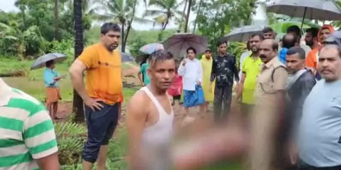 തൊഴിലുറപ്പ് തൊഴിലാളി തോട്ടിൽ വീണ് മരിച്ചു തൊഴിലുറപ്പ് തൊഴിലാളി തോട്ടിൽ വീണ് മരിച്ചു