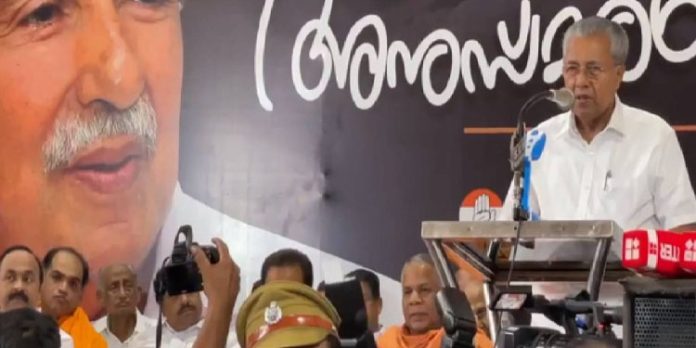 ഉമ്മൻചാണ്ടിയുടെ അനുസ്മരണം ; മുഖ്യമന്ത്രി പ്രസംഗിക്കുമ്പോൾ മൈക്കിന്റെ ശബ്ദം തടസപ്പെട്ടതിന് കേസ് ഉമ്മൻചാണ്ടിയുടെ അനുസ്മരണം ; മുഖ്യമന്ത്രി പ്രസംഗിക്കുമ്പോൾ മൈക്കിന്റെ ശബ്ദം തടസപ്പെട്ടതിന് കേസ്