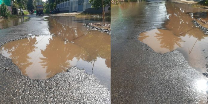 തീരുമോ ദുരിതം ; വെള്ളക്കെട്ടില് ജനം വലയുന്നു തീരുമോ ദുരിതം ; വെള്ളക്കെട്ടില് ജനം വലയുന്നു
