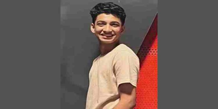 ബഹ്റൈനിൽ മലയാളി വിദ്യാർഥി ബാൽക്കണിയിൽനിന്ന് വീണു മരിച്ചു ബഹ്റൈനിൽ മലയാളി വിദ്യാർഥി ബാൽക്കണിയിൽനിന്ന് വീണു മരിച്ചു