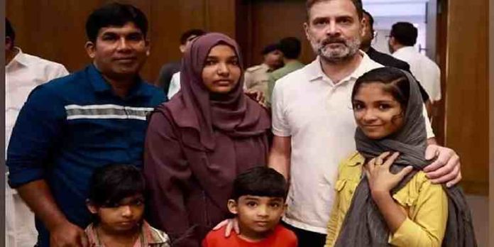 ഹർഷിനക്ക് നീതി ഉറപ്പാക്കണം : മുഖ്യമന്ത്രിക്ക് കത്തയച്ച് രാഹുൽ ഗാന്ധി ഹർഷിനക്ക് നീതി ഉറപ്പാക്കണം : മുഖ്യമന്ത്രിക്ക് കത്തയച്ച് രാഹുൽ ഗാന്ധി