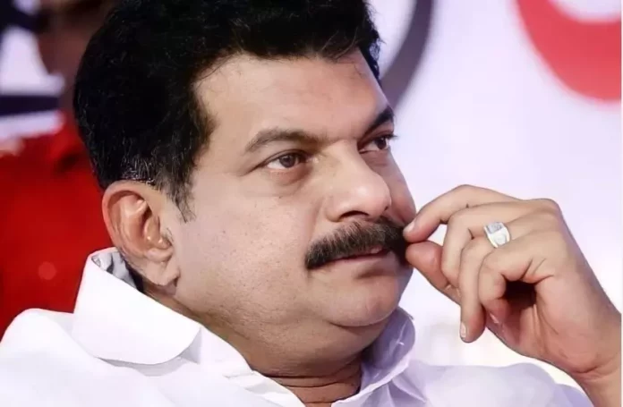 ആ സൂര്യന് കെട്ടുപോയി, ജനം വെറുത്തു, മുഖ്യമന്ത്രി ആഭ്യന്തരം ഒഴിയണമെന്ന് അന്വര്, ‘പി ശശി കാട്ടുകള്ളന്’ ആ സൂര്യന് കെട്ടുപോയി, ജനം വെറുത്തു, മുഖ്യമന്ത്രി ആഭ്യന്തരം ഒഴിയണമെന്ന് അന്വര്, ‘പി ശശി കാട്ടുകള്ളന്’