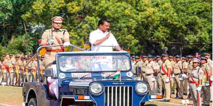 മതേതരത്വ ജനാധിപത്യ മൂല്യങ്ങൾ ഉയര്ത്തിപ്പിടിക്കണം ; മന്ത്രി കെ. രാധാകൃഷ്ണന് മതേതരത്വ ജനാധിപത്യ മൂല്യങ്ങൾ ഉയര്ത്തിപ്പിടിക്കണം ; മന്ത്രി കെ. രാധാകൃഷ്ണന്
