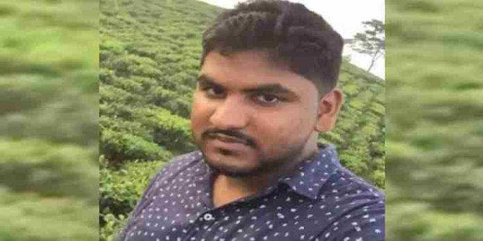 പിക്കപ്പ് വാൻ ഇടിച്ച് കാർ യാത്രക്കാരൻ മരിച്ചു പിക്കപ്പ് വാൻ ഇടിച്ച് കാർ യാത്രക്കാരൻ മരിച്ചു
