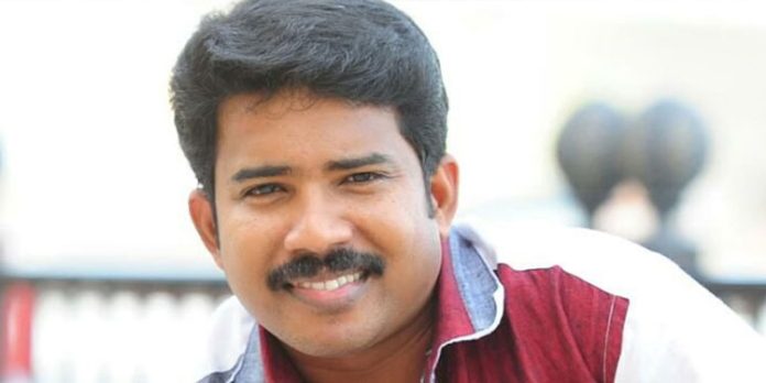 റേഡിയോ ജോക്കി രാജേഷ് വധക്കേസ്, രണ്ട് പ്രതികള് കുറ്റക്കാര് ; ശിക്ഷ ഈ മാസം 16 ന് റേഡിയോ ജോക്കി രാജേഷ് വധക്കേസ്, രണ്ട് പ്രതികള് കുറ്റക്കാര് ; ശിക്ഷ ഈ മാസം 16 ന്