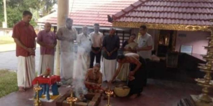 വിശ്വാസസംരക്ഷണ ദിനം ആചരിച്ച് മതിൽഭാഗം എൻ.എസ് എസ് കരയോഗം വിശ്വാസസംരക്ഷണ ദിനം ആചരിച്ച് മതിൽഭാഗം എൻ.എസ് എസ് കരയോഗം
