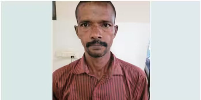 വിധവ പെന്ഷനായി ലഭിച്ച തുക കൊടുത്തില്ല ; അമ്മയെ മരക്കമ്പുകൊണ്ട് അടിച്ചു, മകന് അറസ്റ്റില് വിധവ പെന്ഷനായി ലഭിച്ച തുക കൊടുത്തില്ല ; അമ്മയെ മരക്കമ്പുകൊണ്ട് അടിച്ചു, മകന് അറസ്റ്റില്
