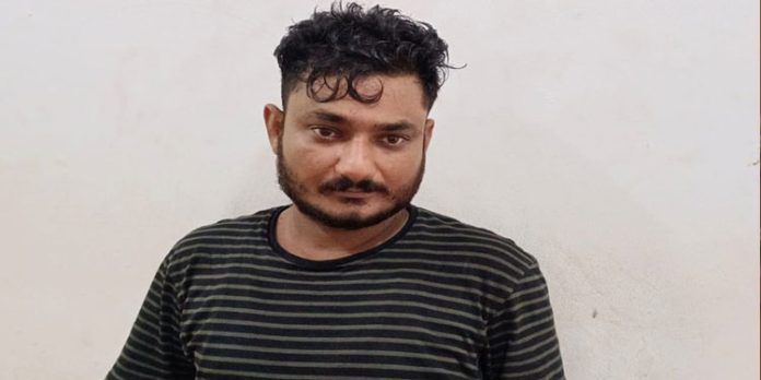 മഞ്ചേശ്വരത്ത് എംഡിഎംഎയുമായി യുവാവ് പിടിയില് മഞ്ചേശ്വരത്ത് എംഡിഎംഎയുമായി യുവാവ് പിടിയില്