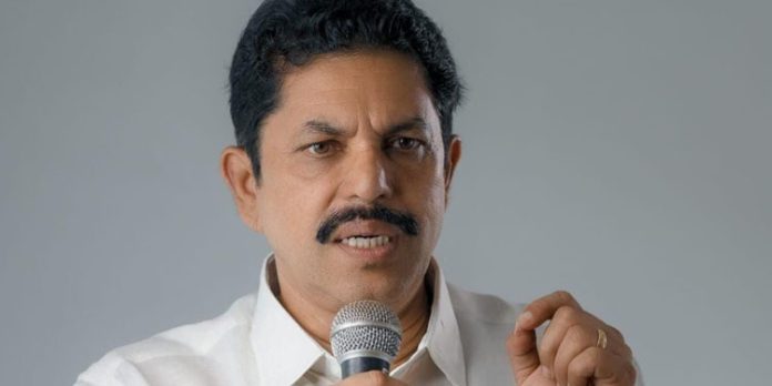 പുതുപ്പള്ളിയുടെ വികസന പിന്നോക്കാവസ്ഥയും ഭാവി വികസനവുമാണ് തെരഞ്ഞെടുപ്പില് ചര്ച്ച ചെയ്യുന്നത് – പ്രൊഫ ലോപ്പസ് മാത്യു പുതുപ്പള്ളിയുടെ വികസന പിന്നോക്കാവസ്ഥയും ഭാവി വികസനവുമാണ് തെരഞ്ഞെടുപ്പില് ചര്ച്ച ചെയ്യുന്നത് – പ്രൊഫ ലോപ്പസ് മാത്യു