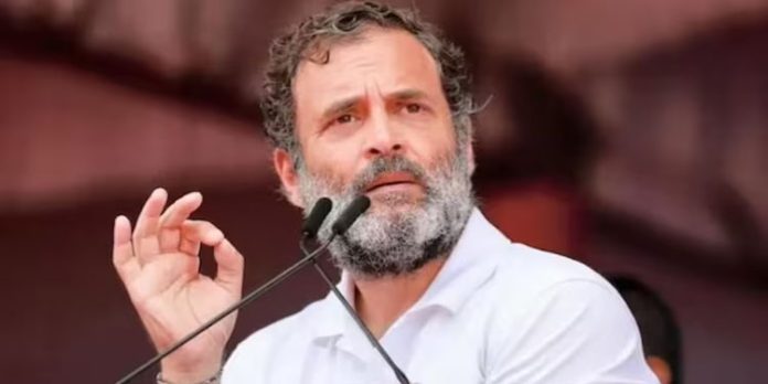 പ്രധാനമന്ത്രി നാണമില്ലാതെ ചിരിക്കുകയും തമാശ പറയുകയും ചെയ്യുന്നു : രാഹുൽ ഗാന്ധി പ്രധാനമന്ത്രി നാണമില്ലാതെ ചിരിക്കുകയും തമാശ പറയുകയും ചെയ്യുന്നു : രാഹുൽ ഗാന്ധി
