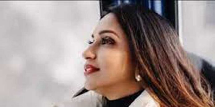 സൈബർ ആക്രമണത്തിന് മറുപടിയുമായി ഉമ്മൻചാണ്ടിയുടെ മകൾ അച്ചു ഉമ്മൻ സൈബർ ആക്രമണത്തിന് മറുപടിയുമായി ഉമ്മൻചാണ്ടിയുടെ മകൾ അച്ചു ഉമ്മൻ