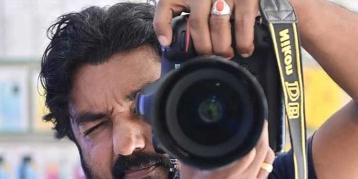 മികച്ച ഫോട്ടോഗ്രാഫർ പുരസ്ക്കാരം ജയകൃഷ്ണൻ ഓമല്ലൂരിന് മികച്ച ഫോട്ടോഗ്രാഫർ പുരസ്ക്കാരം ജയകൃഷ്ണൻ ഓമല്ലൂരിന്