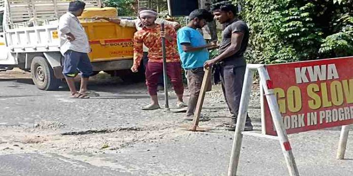 വാര്യാപുരത്തെ അപകടകെണി നന്നാക്കുവാൻ തുടങ്ങി വാര്യാപുരത്തെ അപകടകെണി നന്നാക്കുവാൻ തുടങ്ങി