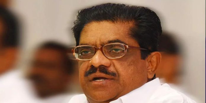 ‘മദ്യകേരള’ മായി മാറും : പുതിയ മദ്യശാലകൾ അനുവദിക്കരുതെന്ന് മുഖ്യമന്ത്രിയോട് വി.എം സുധീരൻ ‘മദ്യകേരള’ മായി മാറും : പുതിയ മദ്യശാലകൾ അനുവദിക്കരുതെന്ന് മുഖ്യമന്ത്രിയോട് വി.എം സുധീരൻ