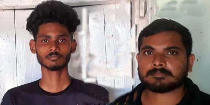 വീട്ടില് അതിക്രമിച്ച് കയറി വയോധികയെ വെട്ടിപ്പരുക്കേല്പ്പിച്ച കേസിൽ രണ്ടു യുവാക്കളെ പോലീസ് അറസ്റ്റ് ചെയ്തു വീട്ടില് അതിക്രമിച്ച് കയറി വയോധികയെ വെട്ടിപ്പരുക്കേല്പ്പിച്ച കേസിൽ രണ്ടു യുവാക്കളെ പോലീസ് അറസ്റ്റ് ചെയ്തു