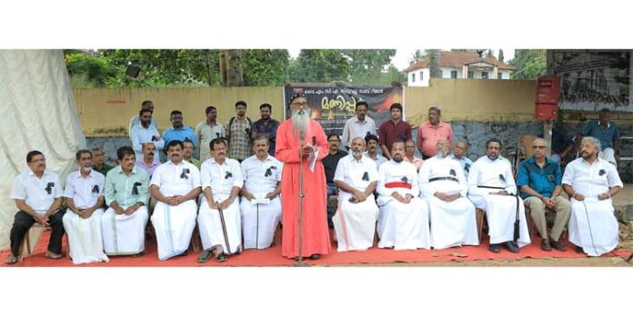 സർക്കാർ നിസ്സംഗതയും നീതിനിഷേധ മനോഭാവവും വെടിയണം – മാർ ക്രിസോസ്റ്റുമാസ് സർക്കാർ നിസ്സംഗതയും നീതിനിഷേധ മനോഭാവവും വെടിയണം – മാർ ക്രിസോസ്റ്റുമാസ്