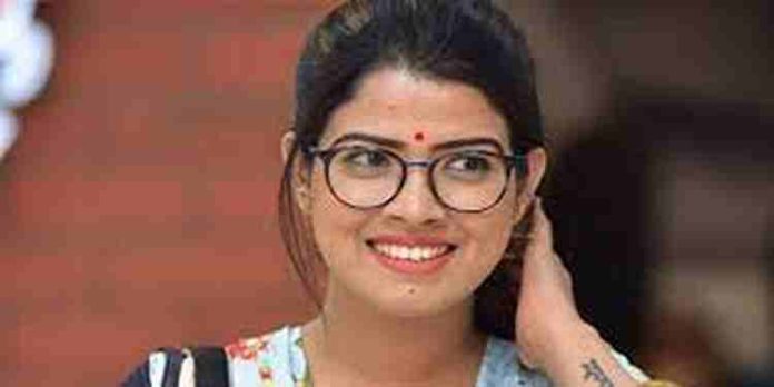 സമൂഹമാധ്യമങ്ങളിലൂടെ നിരന്തരമായി അപകീർത്തിപ്പെടുത്താൻ ശ്രമിക്കുന്നു ; പരാതിയുമായി ഗായിക അമൃത സുരേഷ് സമൂഹമാധ്യമങ്ങളിലൂടെ നിരന്തരമായി അപകീർത്തിപ്പെടുത്താൻ ശ്രമിക്കുന്നു ; പരാതിയുമായി ഗായിക അമൃത സുരേഷ്