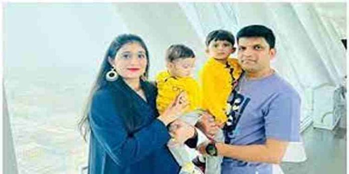 സൗദി അറേബ്യയിലെ വാഹനാപകത്തിൽ നാലംഗ ഇന്ത്യൻ കുടുംബത്തിന് ദാരുണാന്ത്യം സൗദി അറേബ്യയിലെ വാഹനാപകത്തിൽ നാലംഗ ഇന്ത്യൻ കുടുംബത്തിന് ദാരുണാന്ത്യം