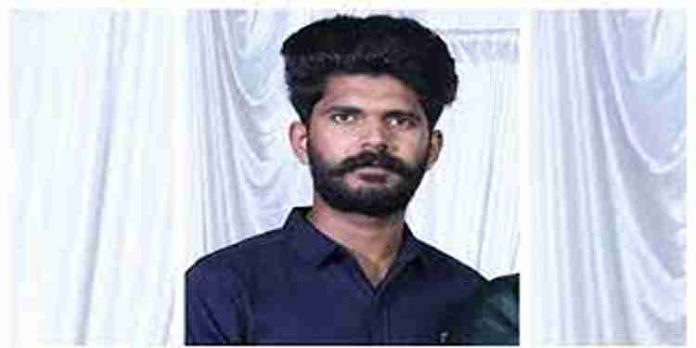 കോഴിക്കോട് സൈനികനെ കടലിൽ മരിച്ച നിലയിൽ കണ്ടെത്തി കോഴിക്കോട് സൈനികനെ കടലിൽ മരിച്ച നിലയിൽ കണ്ടെത്തി