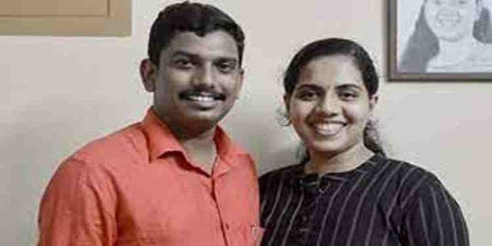 മേയർ ആര്യ രാജേന്ദ്രനും സച്ചിൻ ദേവിനും പെണ്കുഞ്ഞ് പിറന്നു മേയർ ആര്യ രാജേന്ദ്രനും സച്ചിൻ ദേവിനും പെണ്കുഞ്ഞ് പിറന്നു