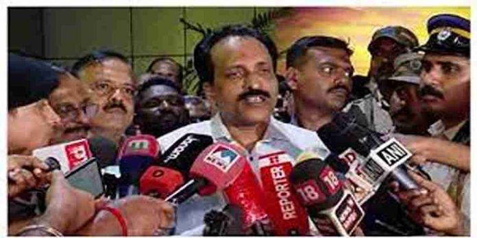 ചാന്ദ്രയാൻ മൂന്നിൽ നിന്ന് വരും ദിവസങ്ങളിൽ കൂടുതൽ വിവരങ്ങൾ കിട്ടുമെന്ന് ഐഎസ്ആർഒ ചെയർമാൻ എസ് സോമനാഥ് ചാന്ദ്രയാൻ മൂന്നിൽ നിന്ന് വരും ദിവസങ്ങളിൽ കൂടുതൽ വിവരങ്ങൾ കിട്ടുമെന്ന് ഐഎസ്ആർഒ ചെയർമാൻ എസ് സോമനാഥ്