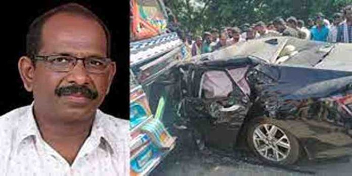ഗുണ്ടല്പേട്ടില് കാറും ലോറിയും കൂട്ടിയിടിച്ചുണ്ടായ അപകടത്തില് വയനാട് സ്വദേശിക്ക് ദാരുണാന്ത്യം ഗുണ്ടല്പേട്ടില് കാറും ലോറിയും കൂട്ടിയിടിച്ചുണ്ടായ അപകടത്തില് വയനാട് സ്വദേശിക്ക് ദാരുണാന്ത്യം