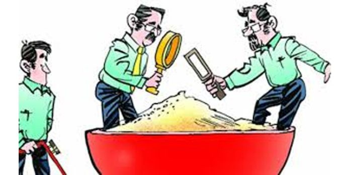 ഓപ്പറേഷന് ലൈഫ് : ഭക്ഷണങ്ങൾക്ക് ഗുണനിലവാരമില്ല, 2 ദിവസം കൊണ്ട് 90 കടകൾക്ക് പൂട്ടിട്ട് ഭക്ഷ്യ സുരക്ഷാ വകുപ്പ് ഓപ്പറേഷന് ലൈഫ് : ഭക്ഷണങ്ങൾക്ക് ഗുണനിലവാരമില്ല, 2 ദിവസം കൊണ്ട് 90 കടകൾക്ക് പൂട്ടിട്ട് ഭക്ഷ്യ സുരക്ഷാ വകുപ്പ്