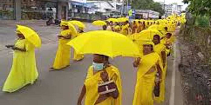 നൂറനാട് മേഖലയിലെ 13 ശാഖകളുടെ സംയുക്താഭിമുഖ്യത്തില് ചതയദിന ഘോഷയാത്ര നടത്തും നൂറനാട് മേഖലയിലെ 13 ശാഖകളുടെ സംയുക്താഭിമുഖ്യത്തില് ചതയദിന ഘോഷയാത്ര നടത്തും