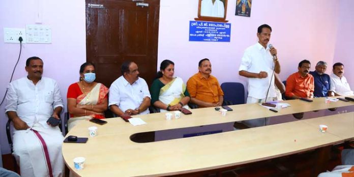 ആറന്മുള ജലോത്സവം നമ്മുടെ നാടിന്റെ ഉത്സവം : അഡ്വ. ഓമല്ലൂര് ശങ്കരന് ആറന്മുള ജലോത്സവം നമ്മുടെ നാടിന്റെ ഉത്സവം : അഡ്വ. ഓമല്ലൂര് ശങ്കരന്