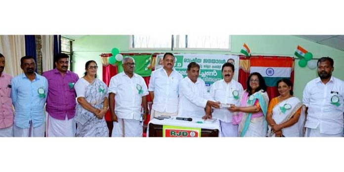വിശക്കുന്നവൻ്റെ അരികിലേയ്ക്ക് ഭക്ഷണം എത്തിക്കുക ലക്ഷ്യം ; ലാലു കിച്ചൻ ആരംഭിച്ചു വിശക്കുന്നവൻ്റെ അരികിലേയ്ക്ക് ഭക്ഷണം എത്തിക്കുക ലക്ഷ്യം ; ലാലു കിച്ചൻ ആരംഭിച്ചു