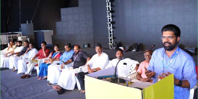 കരിയാട്ടം ടൂറിസം വികസന സെമിനാർ ശ്രദ്ധേയമായി കരിയാട്ടം ടൂറിസം വികസന സെമിനാർ ശ്രദ്ധേയമായി