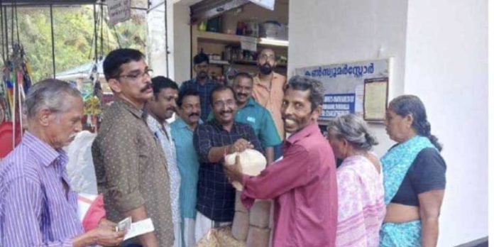 തിരുവല്ല സർവ്വീസ് സഹകരണ ബാങ്കിന്റെ ഓണം സഹകരണ വിപണി 2023 ആരംഭിച്ചു തിരുവല്ല സർവ്വീസ് സഹകരണ ബാങ്കിന്റെ ഓണം സഹകരണ വിപണി 2023 ആരംഭിച്ചു