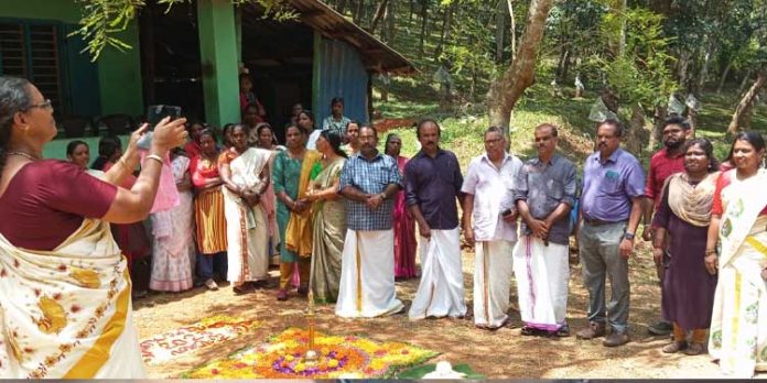 പ്ലാന്റേഷൻ കോർപ്പറേഷൻ ചന്ദനപ്പള്ളി എസ്റ്റേറ്റിലെ ഓണാഘോഷ പരിപാടികൾ നടന്നു പ്ലാന്റേഷൻ കോർപ്പറേഷൻ ചന്ദനപ്പള്ളി എസ്റ്റേറ്റിലെ ഓണാഘോഷ പരിപാടികൾ നടന്നു
