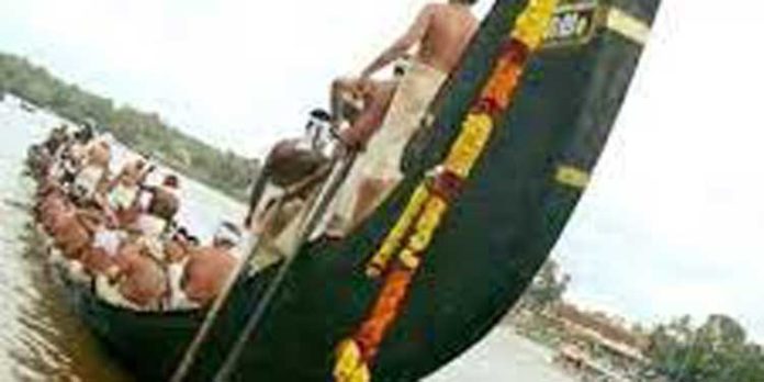 പാരമ്പര്യത്തിന്റെ കരുത്തുള്ള മംഗലം പള്ളിയോടം പാരമ്പര്യത്തിന്റെ കരുത്തുള്ള മംഗലം പള്ളിയോടം