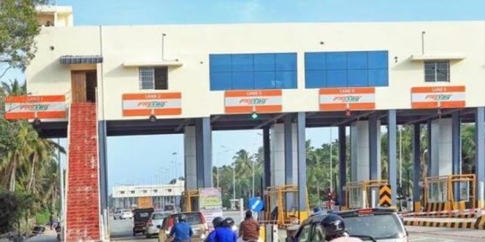 തിരുവല്ലം ടോൾ പ്ലാസ നിരക്ക് വീണ്ടും കൂട്ടി തിരുവല്ലം ടോൾ പ്ലാസ നിരക്ക് വീണ്ടും കൂട്ടി