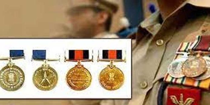 പോലീസിനെ നാണക്കേടിലാക്കിയ മെഡല് പിഴവില് അന്വേഷണം പോലീസിനെ നാണക്കേടിലാക്കിയ മെഡല് പിഴവില് അന്വേഷണം
