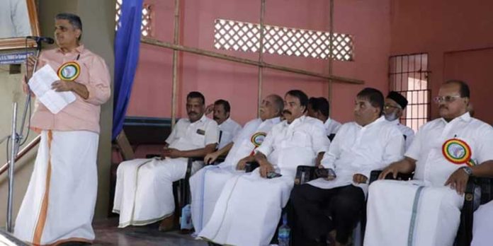 ഭരണഘടന വിഭാവനം ചെയ്യുന്ന അവകാശങ്ങളും ആരാധനാ സ്വാതന്ത്ര്യവും എല്ലാവർക്കും തുല്യമായി ലഭിക്കുന്നതിന് അവസരം ഉണ്ടാക്കണം ; സി.പി.ഐ എം ജില്ലാ സെക്രട്ടറി കെ.പി ഉദയഭാനു ഭരണഘടന വിഭാവനം ചെയ്യുന്ന അവകാശങ്ങളും ആരാധനാ സ്വാതന്ത്ര്യവും എല്ലാവർക്കും തുല്യമായി ലഭിക്കുന്നതിന് അവസരം ഉണ്ടാക്കണം ; സി.പി.ഐ എം ജില്ലാ സെക്രട്ടറി കെ.പി ഉദയഭാനു