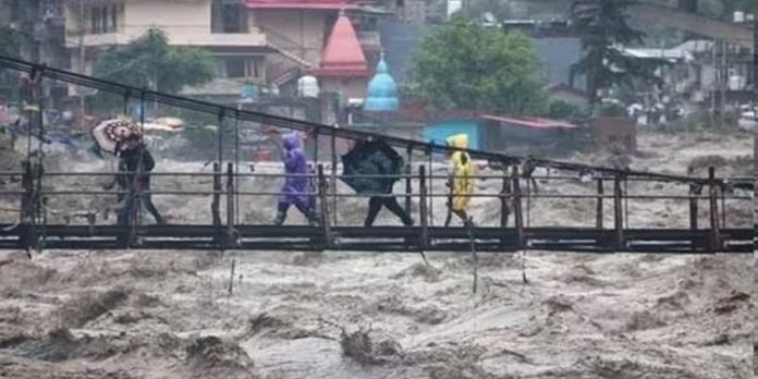 ഉത്തരാഖണ്ഡിൽ മഴക്കെടുതി രൂക്ഷം ; ദുരിത ബാധിതരെ ക്യാമ്പുകളിലേക്ക് മാറ്റുന്നു ഉത്തരാഖണ്ഡിൽ മഴക്കെടുതി രൂക്ഷം ; ദുരിത ബാധിതരെ ക്യാമ്പുകളിലേക്ക് മാറ്റുന്നു