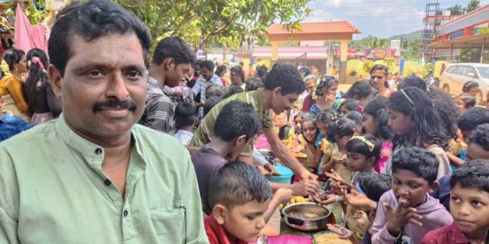 പായസത്തിന്റെ വൈവിധ്യമാർന്ന രസക്കൂട്ട് ഒരുക്കി വെച്ചൂച്ചിറ എണ്ണൂറാംവയൽ സി എം എസ് എൽ പി സ്കൂള് പായസത്തിന്റെ വൈവിധ്യമാർന്ന രസക്കൂട്ട് ഒരുക്കി വെച്ചൂച്ചിറ എണ്ണൂറാംവയൽ സി എം എസ് എൽ പി സ്കൂള്