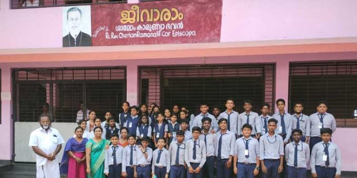 അനാഥർക്ക് ഓണക്കിറ്റൊരുക്കി സിറിയൻ ജാക്കെബൈറ്റ് പബ്ലിക്ക് സ്കൂൾ വിദ്യാർത്ഥികളും അധ്യാപകരും അനാഥർക്ക് ഓണക്കിറ്റൊരുക്കി സിറിയൻ ജാക്കെബൈറ്റ് പബ്ലിക്ക് സ്കൂൾ വിദ്യാർത്ഥികളും അധ്യാപകരും