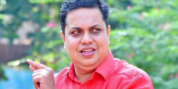 മിത്തിലെ കുത്ത് ‘തുക അനുവദിച്ചാല്’ മാറുമോ ; ഷംസീറിന്റേത് പരിഹാരക്രിയയോ മിത്തിലെ കുത്ത് ‘തുക അനുവദിച്ചാല്’ മാറുമോ ; ഷംസീറിന്റേത് പരിഹാരക്രിയയോ