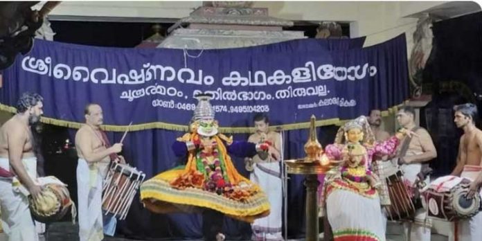 രാമായണ മാസാചരണം ; ശ്രീവല്ലഭ മഹാക്ഷേത്രത്തില് തോരണയുദ്ധം, കുംഭകർണ്ണവധം, രാവണ വധം കഥകൾ അരങ്ങേറും രാമായണ മാസാചരണം ; ശ്രീവല്ലഭ മഹാക്ഷേത്രത്തില് തോരണയുദ്ധം, കുംഭകർണ്ണവധം, രാവണ വധം കഥകൾ അരങ്ങേറും