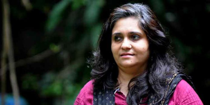 ഗുജറാത്ത് ഹൈക്കോടതിയെ സമീപിച്ച് ടീസ്ത സെതല്വാദ് ; കേസ് റദ്ദാക്കണമെന്ന് ആവശ്യം ഗുജറാത്ത് ഹൈക്കോടതിയെ സമീപിച്ച് ടീസ്ത സെതല്വാദ് ; കേസ് റദ്ദാക്കണമെന്ന് ആവശ്യം