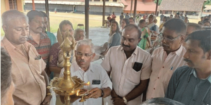 തിരുവോണ ദിനത്തില് ശ്രീവല്ലഭ മഹാക്ഷേത്രത്തിൽ വന് ഭക്തജന തിരക്ക് അനുഭവപ്പെട്ടു തിരുവോണ ദിനത്തില് ശ്രീവല്ലഭ മഹാക്ഷേത്രത്തിൽ വന് ഭക്തജന തിരക്ക് അനുഭവപ്പെട്ടു