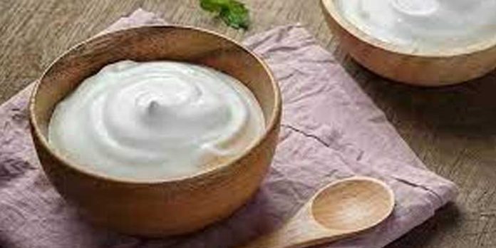 പതിവായി കഴിക്കാം തൈര് ; അറിയാം ഈ ആരോഗ്യ ഗുണങ്ങള്… പതിവായി കഴിക്കാം തൈര് ; അറിയാം ഈ ആരോഗ്യ ഗുണങ്ങള്…