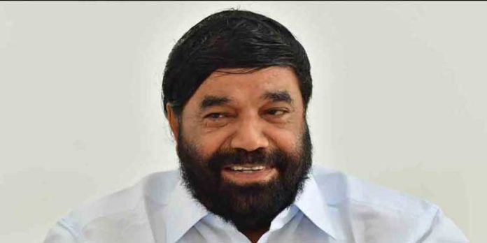 ബിജെപിയുടെ അയ്യായിരത്തോളം വോട്ടുകള് കോണ്ഗ്രസിന് വിറ്റു ; ആരോപണവുമായി വി എന് വാസവന് ബിജെപിയുടെ അയ്യായിരത്തോളം വോട്ടുകള് കോണ്ഗ്രസിന് വിറ്റു ; ആരോപണവുമായി വി എന് വാസവന്