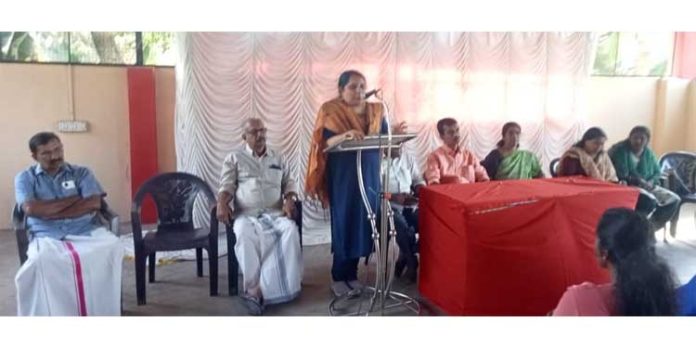 മഹിളാ അസോസിയേഷന് മേഖലാ കണ്വെന്ഷന് മഹിളാ അസോസിയേഷന് മേഖലാ കണ്വെന്ഷന്