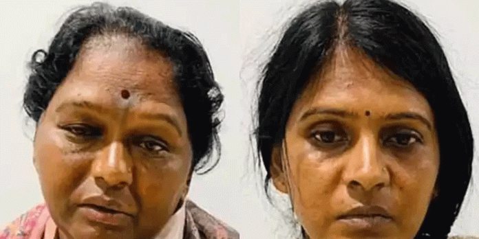 ആറന്മുള അഷ്ടമിരോഹിണി സമൂഹസദ്യക്കിടെ വീട്ടമ്മയുടെ പേഴ്സ് കവർന്നു ; രണ്ട് സ്ത്രീകൾ പിടിയിൽ ആറന്മുള അഷ്ടമിരോഹിണി സമൂഹസദ്യക്കിടെ വീട്ടമ്മയുടെ പേഴ്സ് കവർന്നു ; രണ്ട് സ്ത്രീകൾ പിടിയിൽ