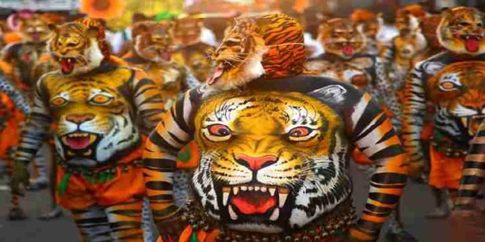ഓണാഘോഷത്തിന് സമാപനം കുറിച്ച് തൃശൂർ നഗരത്തിൽ ഇന്ന് പുലികളിറങ്ങും ഓണാഘോഷത്തിന് സമാപനം കുറിച്ച് തൃശൂർ നഗരത്തിൽ ഇന്ന് പുലികളിറങ്ങും